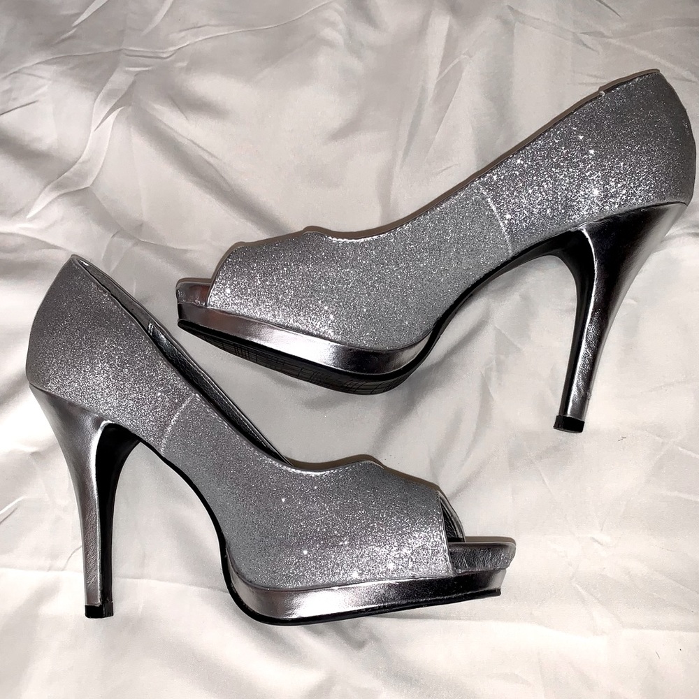 Silver Glitter Peep Toe Party Heels